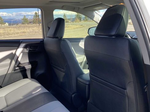 Used 2017 Toyota RAV4 Limited w/ Advanced Technology Package image 33