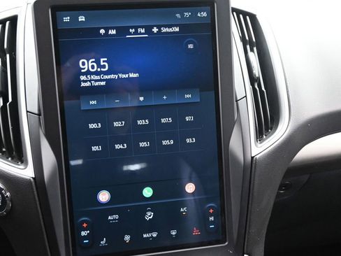 Used 2024 Ford Edge SEL AWD/4WD image 15