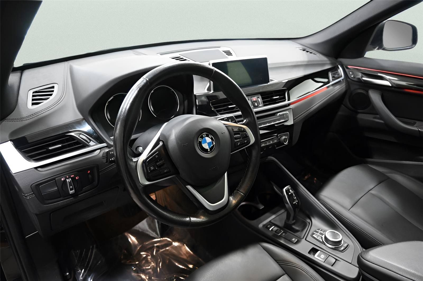 Used 2021 BMW X1 xDrive28i w/ Convenience Package AWD/4WD image 10