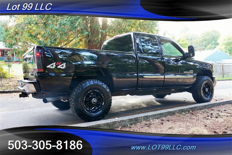 Used 2004 GMC Sierra 2500 SLT w/ Heavy-Duty Power Package AWD/4WD image 9
