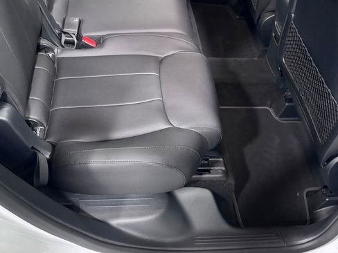 Certified 2023 Mercedes-Benz GLB 250 4MATIC image 24