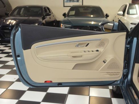 Used 2015 Volkswagen Eos Komfort FWD image 15
