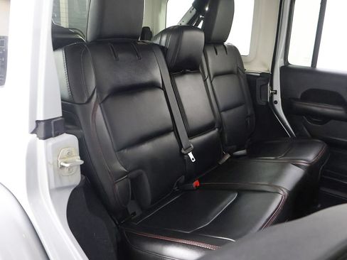 Used 2023 Jeep Wrangler Unlimited Rubicon w/ Dual Top Group AWD/4WD image 29