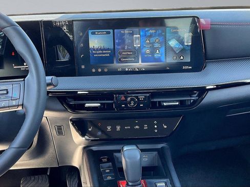 New 2026 Nissan Kicks SR FWD image 8