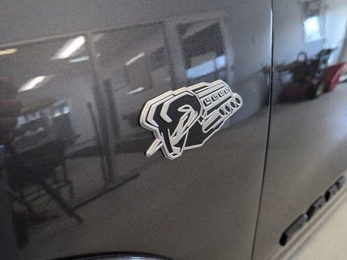 New 2026 RAM 1500 4x4 Crew Cab image 9