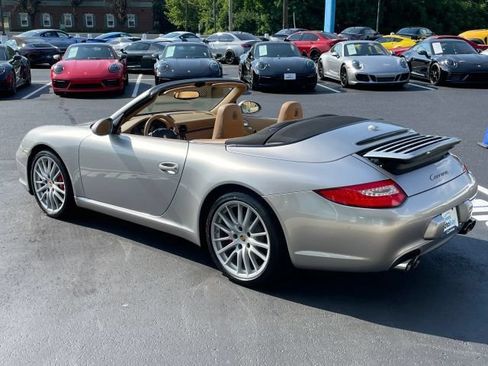 Used 2011 Porsche 911 Carrera RWD image 9