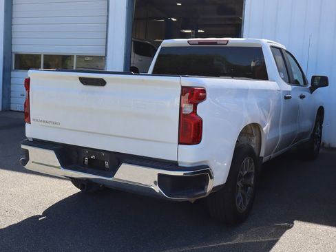 Certified 2022 Chevrolet Silverado 1500 W/T w/ WT Value Package image 5