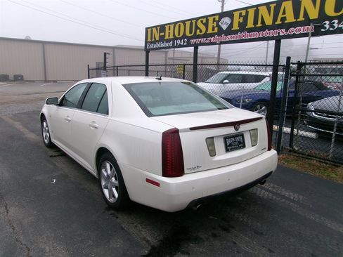 Used 2007 Cadillac STS w/ Preferred Equipment Group image 11