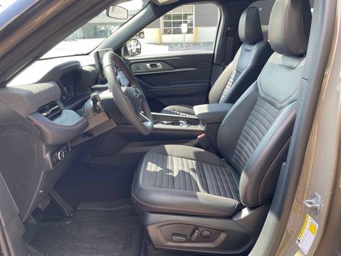 New 2026 Ford Explorer ST-Line AWD/4WD image 13