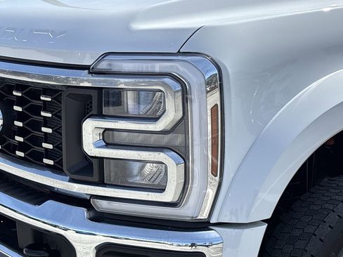 Certified 2025 Ford F450 Lariat image 6