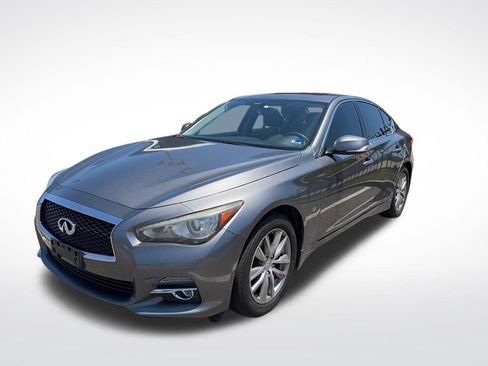 Used 2015 INFINITI Q50 Premium w/ Navigation Package AWD/4WD image 3