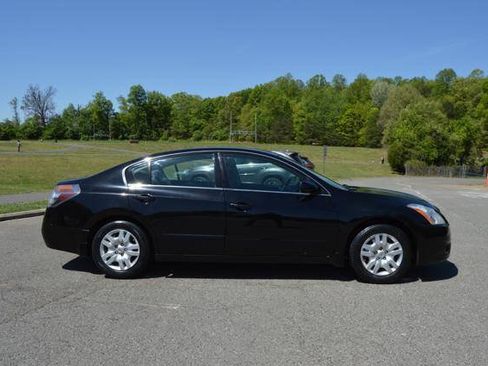 Used 2010 Nissan Altima 2.5 S FWD image 48