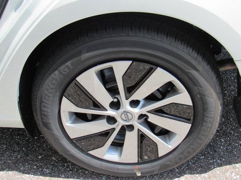 New 2025 Nissan Altima 2.5 S image 8