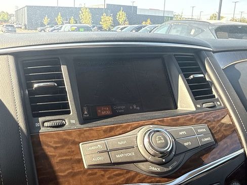 Used 2019 Nissan Armada SL w/ Premium Package image 17