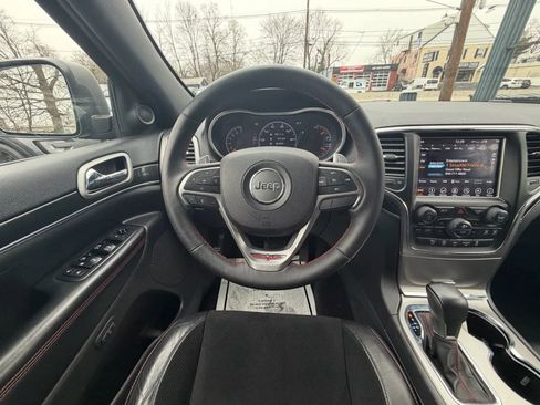 Used 2018 Jeep Grand Cherokee Trailhawk image 42