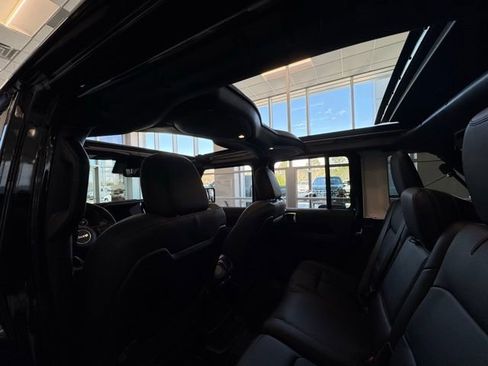 New 2025 Jeep Wrangler Unlimited Rubicon 392 image 12