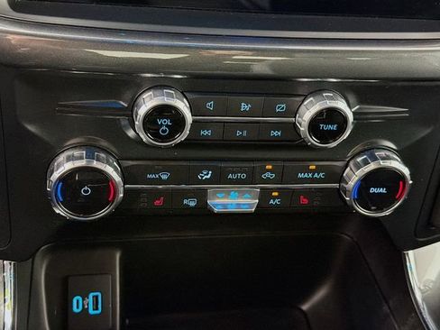 Used 2022 Ford F150 XLT w/ Equipment Group 302A High AWD/4WD image 18
