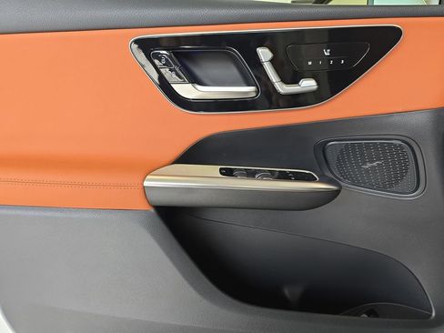 New 2026 Mercedes-Benz GLC 300 4MATIC image 27