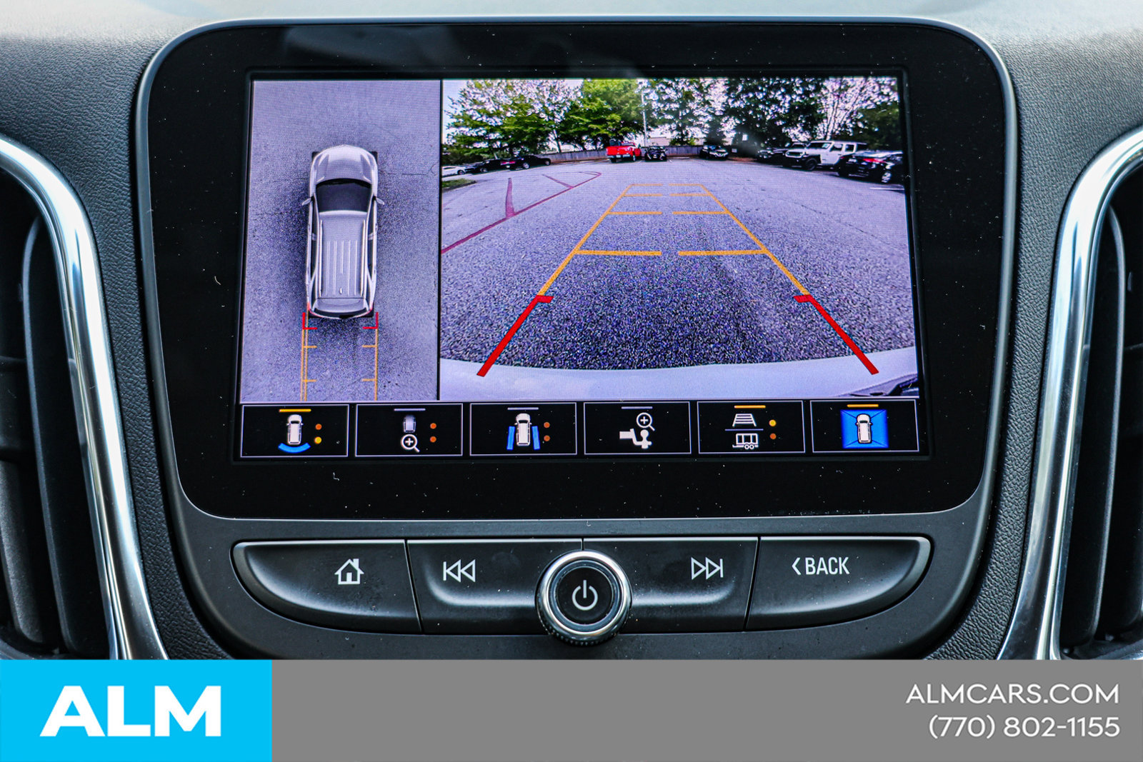 Used 2024 Chevrolet Equinox LT FWD image 28