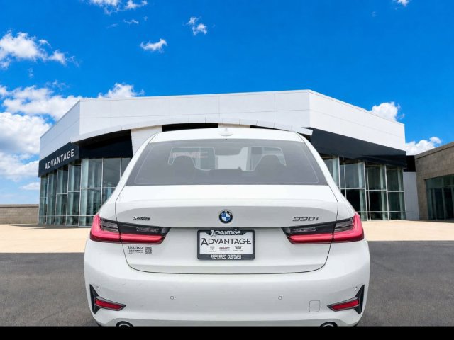 Used 2020 BMW 330i xDrive Sedan w/ Premium Package AWD/4WD image 8