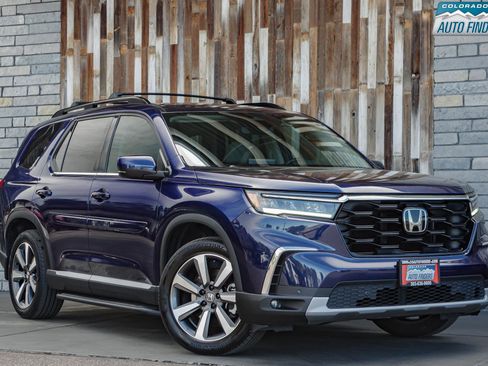 Used 2023 Honda Pilot Touring image 8