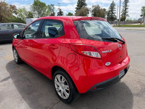 Used 2013 MAZDA MAZDA2 Sport FWD image 5