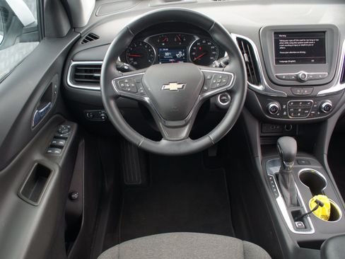 Certified 2024 Chevrolet Equinox LT FWD image 5