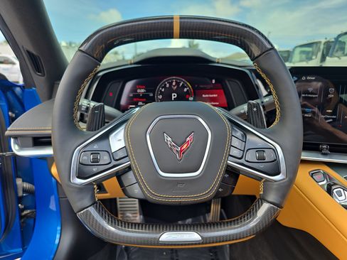 Used 2025 Chevrolet Corvette Z06 RWD image 22