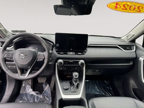 Used 2024 Toyota RAV4 XLE Premium w/ Weather Package AWD/4WD image 10