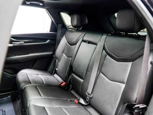 Used 2021 Cadillac XT5 Premium Luxury FWD image 41