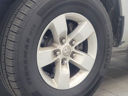 Used 2017 RAM 1500 Express AWD/4WD image 31