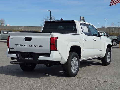New 2026 Toyota Tacoma SR5 AWD/4WD image 4