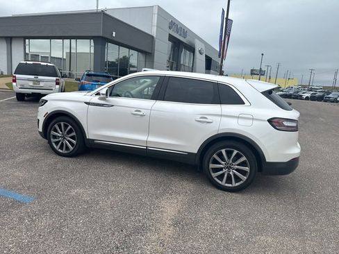 Used 2019 Lincoln Nautilus Select FWD image 9