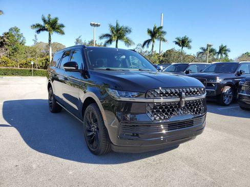 New 2025 Lincoln Navigator L Reserve w/ Jet Appearance Package AWD/4WD image 31