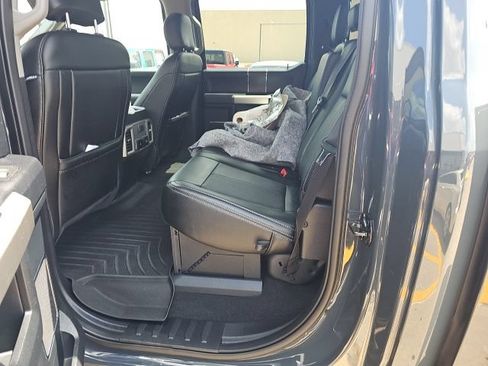 Used 2021 Ford F250 Lariat w/ Lariat Value Package AWD/4WD image 3