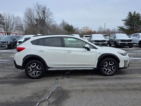 Used 2020 Subaru Crosstrek Hybrid w/ Moonroof Package w/Navigation image 9