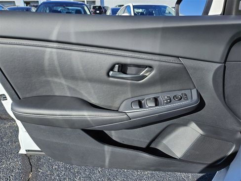 New 2025 Nissan Sentra S image 13