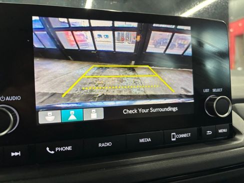 Used 2023 Honda Accord EX image 29