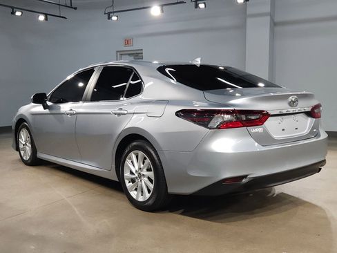 Used 2024 Toyota Camry LE FWD image 5