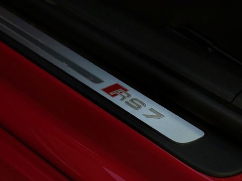 Used 2015 Audi RS 7 Prestige image 21