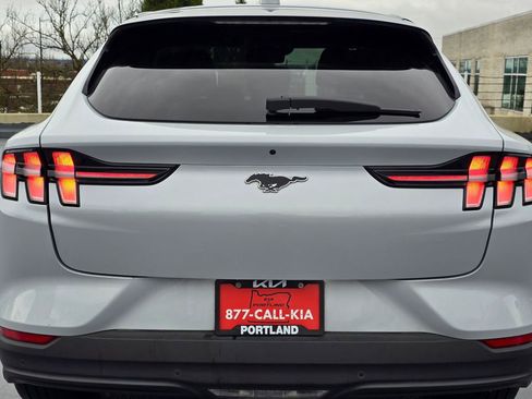 Used 2021 Ford Mustang Mach-E Select image 13