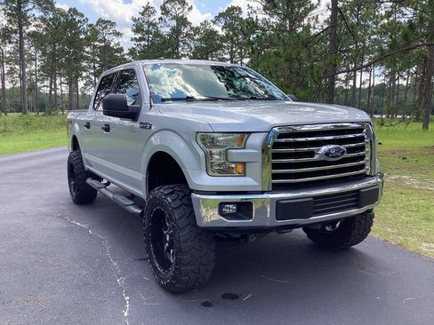 Used 2016 Ford F150 XLT AWD/4WD image 7