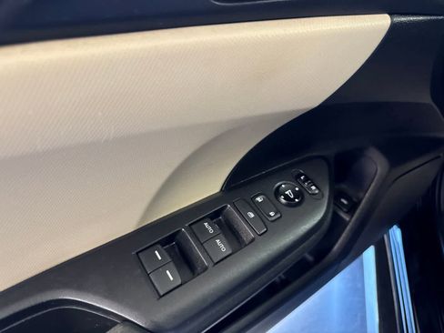 Used 2017 Honda Civic LX image 17