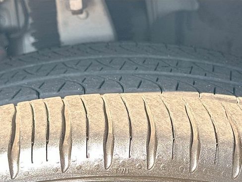 Used 2024 Volvo XC60 B5 Ultimate w/ Protection Package Premier image 34