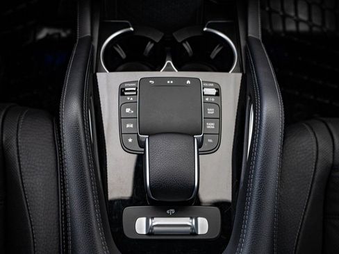 Used 2024 Mercedes-Benz GLS 450 4MATIC image 41