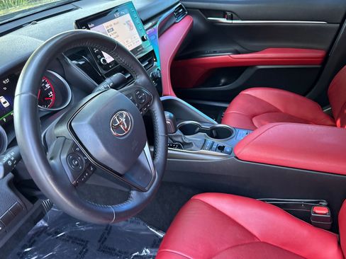 Used 2022 Toyota Camry XSE w/ TRD Appearance Package (TMS) FWD image 10
