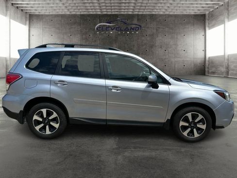 Used 2018 Subaru Forester 2.5i Premium w/ All-Weather Package AWD/4WD image 2