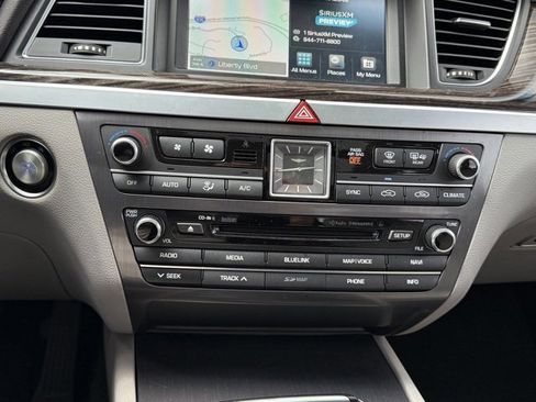 Used 2018 Genesis G80 3.8 w/ Option Group 02 image 20