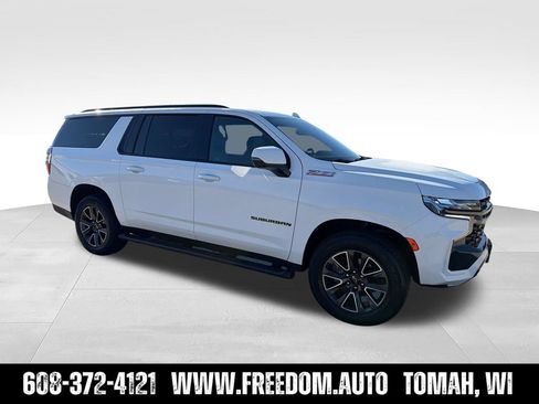 Used 2021 Chevrolet Suburban Z71 w/ Z71 Signature Package AWD/4WD image 10