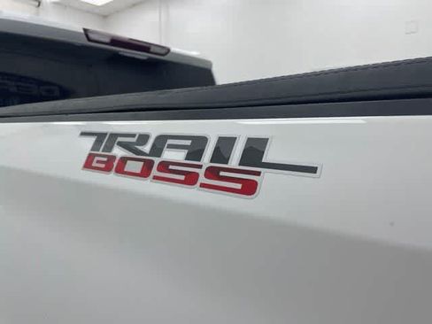 Certified 2023 Chevrolet Silverado 1500 LT Trail Boss AWD/4WD image 21